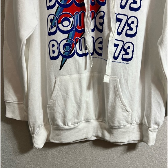 Torrid David Bowie ‘73 Lace-Up Band Hoodie - Picture 6 of 10